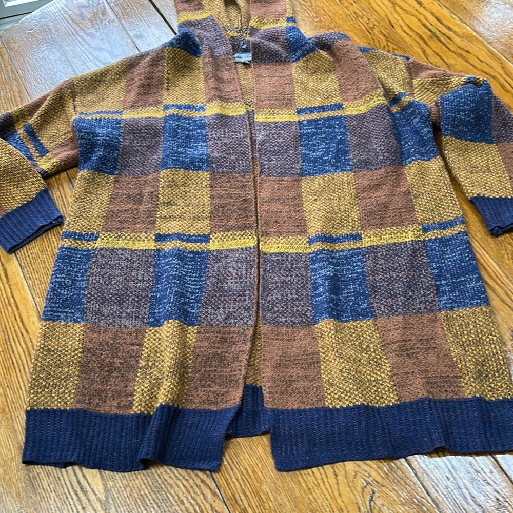 Almost Famous checked hoodie acrylic knit cardigan.Gold, brown and blue. Size 1X